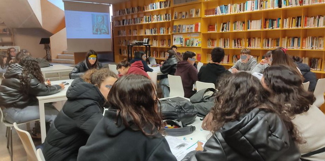 foto alunos ler camões resize